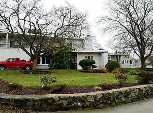 825 Diamond Hill Rd, Woonsocket, RI 02895