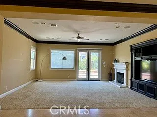 5 bed, 5.5 bath, 4900 sqft, $9,800 — Photo 3