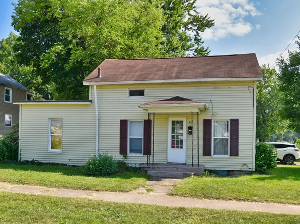 904 Regent St, Niles, MI 49120
