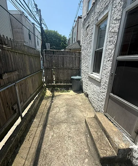 3037 Agate St — Photo 14