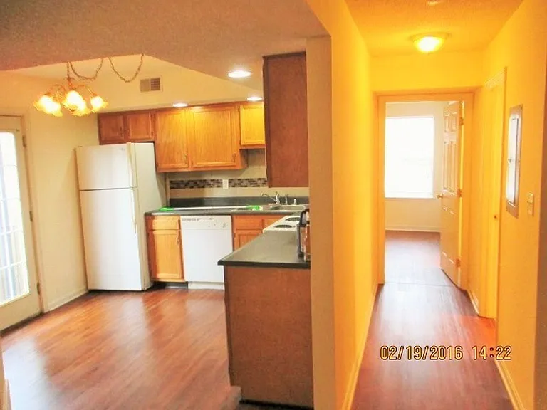 6418 Venango Dr — Photo 5