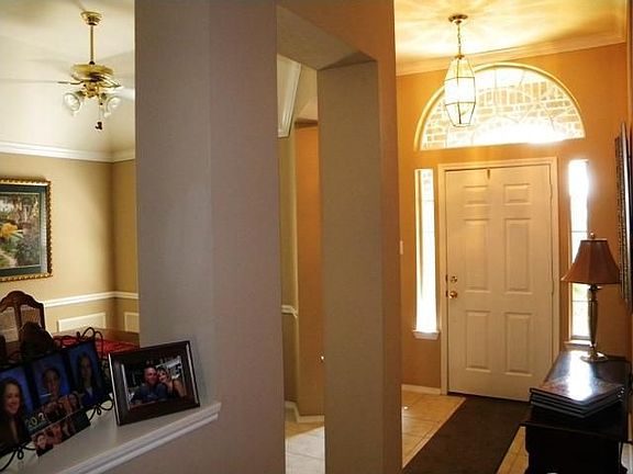 3rd image of 2600 Black Canyon Dr
