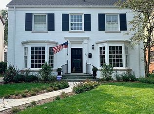 2015 Kenilworth Ave, Wilmette, IL