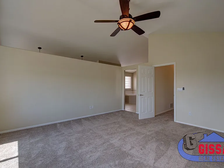 705 Witchhazel Ct — Photo 30