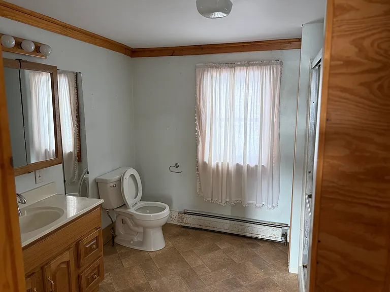 2210 Ellis Hollow Rd — Photo 13