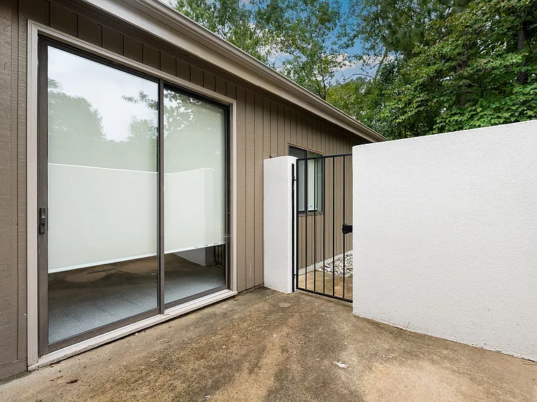 5 Wellesley Pl — Photo 15