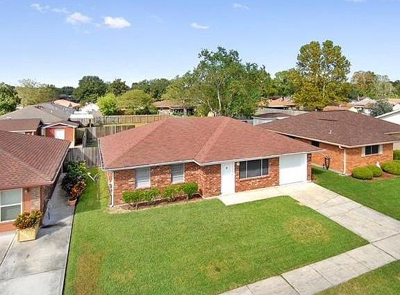 2nd image of 5076 Grenoble Ct