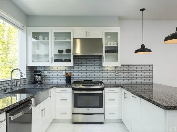 1532 Maxwell Way, Costa Mesa, CA 92627