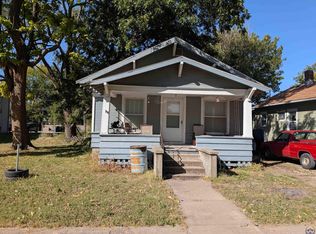 726 N 2nd St, Burlington, KS 66839
