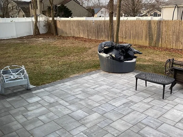 36 Oneida Ave — Photo 23