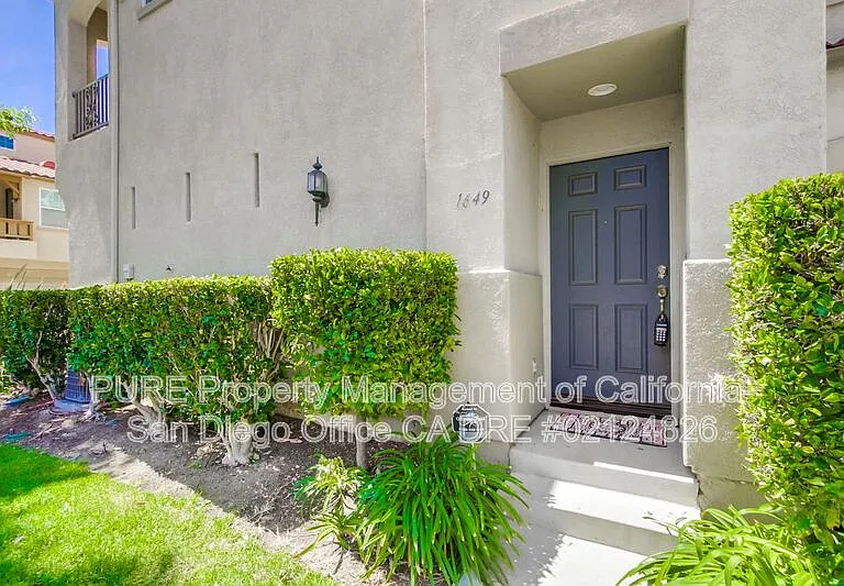 1649 Sunnyside Ave — Photo 2
