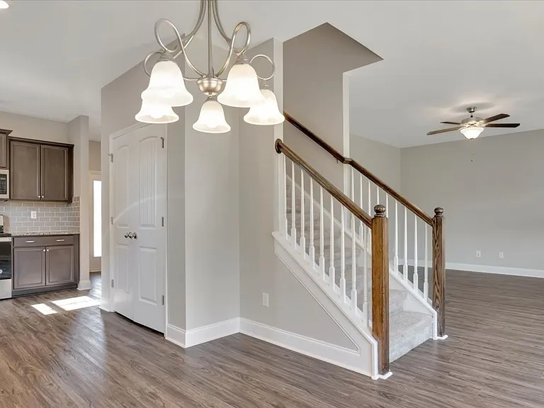 3888 Harper Franklin Ave — Photo 14
