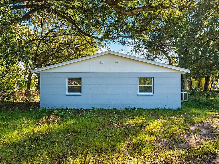 5106 E Columbus Dr — Photo 30