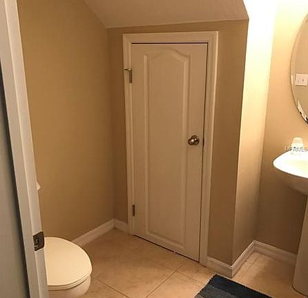 5th image of 426 Belvedere Way