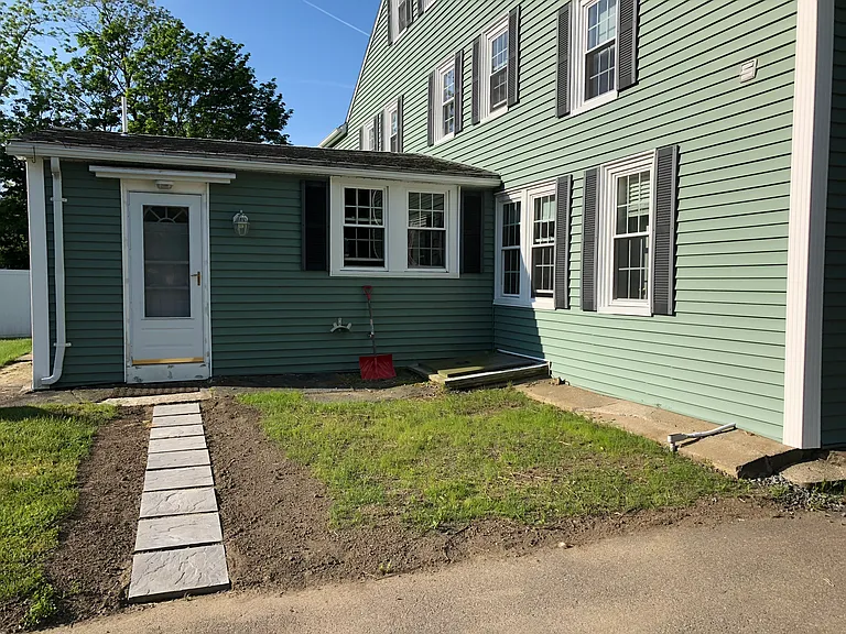 22-26 School St #22 — Photo 2