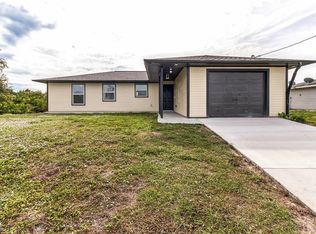2717 66th St W, Lehigh Acres, FL 33971
