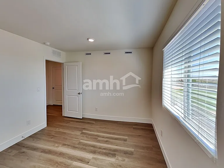10188 Cove Mountain St — Photo 14