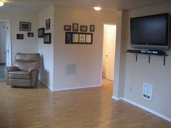 4th image of 731 1st Ave S