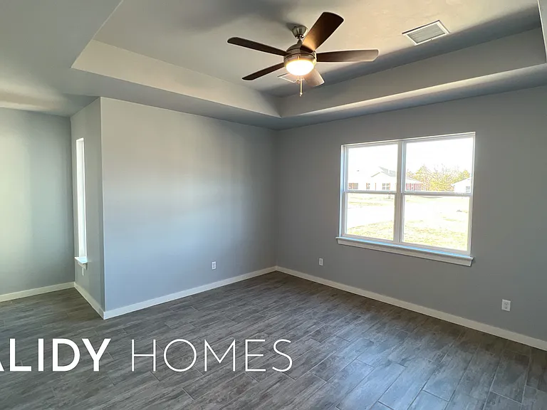 17640 Natalie Ct — Photo 16