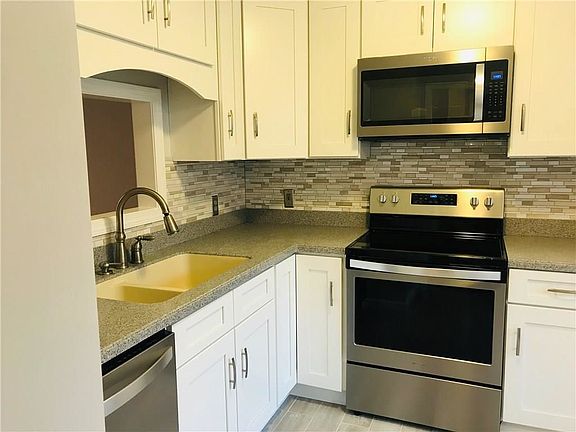 2nd image of 114 Scenic Dr