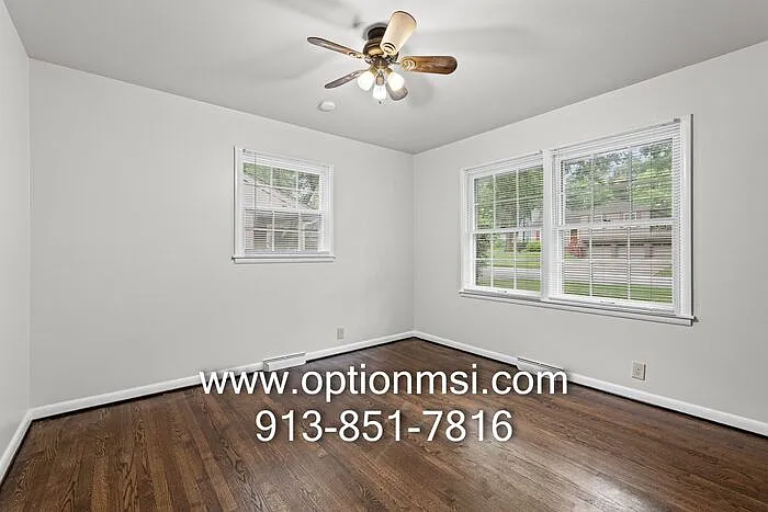 7829 Dearborn Dr — Photo 18