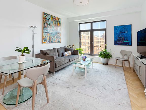 3rd image of 300 W 122nd St #7S