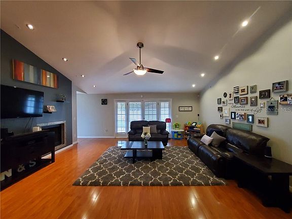 4th image of 6333 Orange Bay Ave