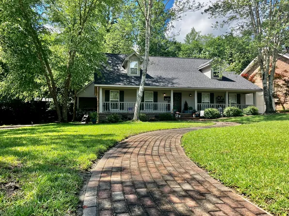 110 Merianne Dr, Hattiesburg, MS 39402