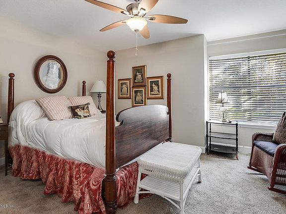 05-Master_Bedroom