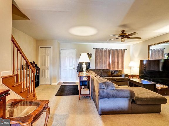 5th image of 315 Jenville Ct