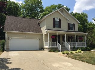 1118 Grenelefe St, Mount Carmel, IL 62863