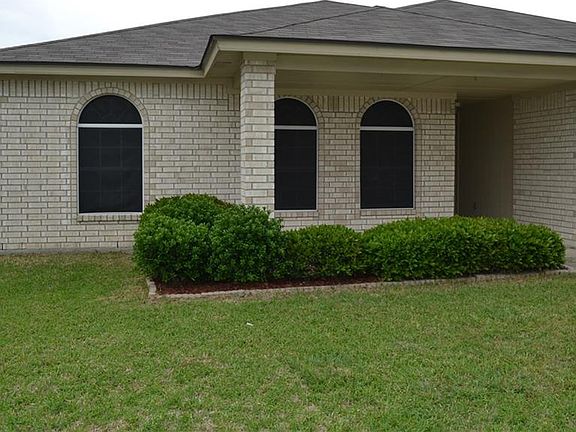 2nd image of 3506 Basset Dr