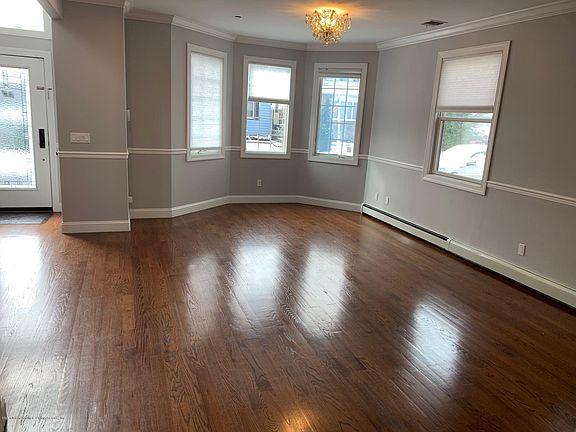 3rd image of 57 Delaware Ave
