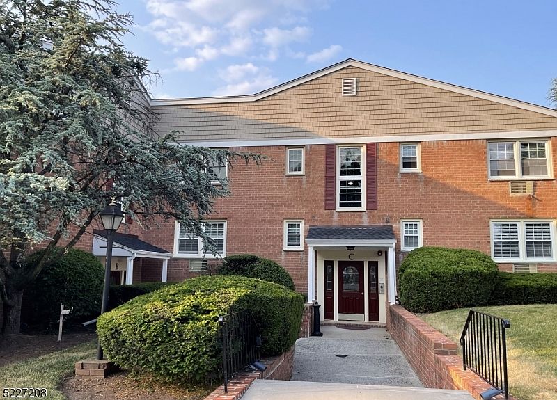 605 Grove St Clifton, NJ, 07013 Apartments for Rent Zillow