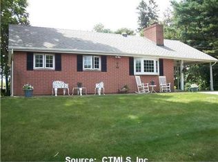 92 Grove Beach Rd, Westbrook, CT 06498