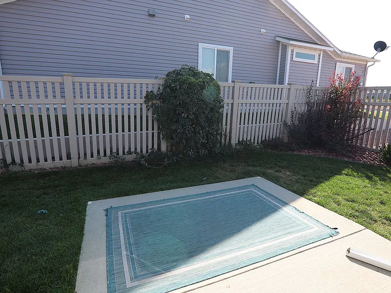 810 Pinyon Pl — Photo 4