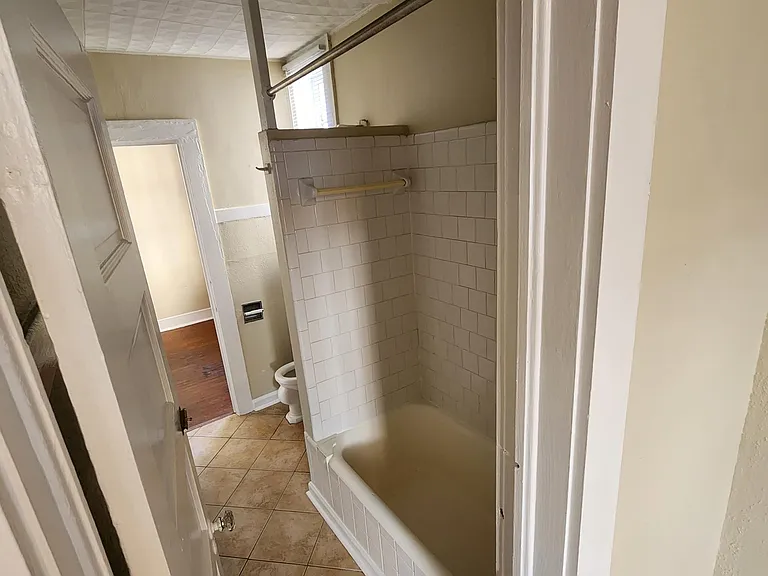 1905 S Carrollton Ave #H — Photo 7