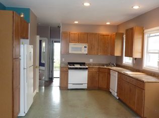 6 Warner St #2, Somerville, MA 02144
