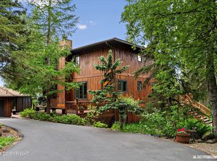 6851 Round Tree Cir, Anchorage, AK 99507