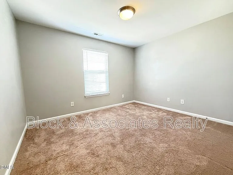 420 Cline Falls Dr — Photo 20