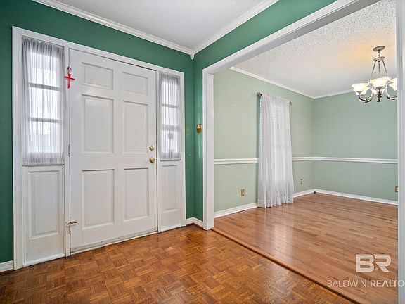 4th image of 7351 Smithfield Rd
