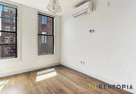 3rd image of 144 N 11th St #3C