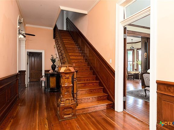 4th image of 507 S De Leon St