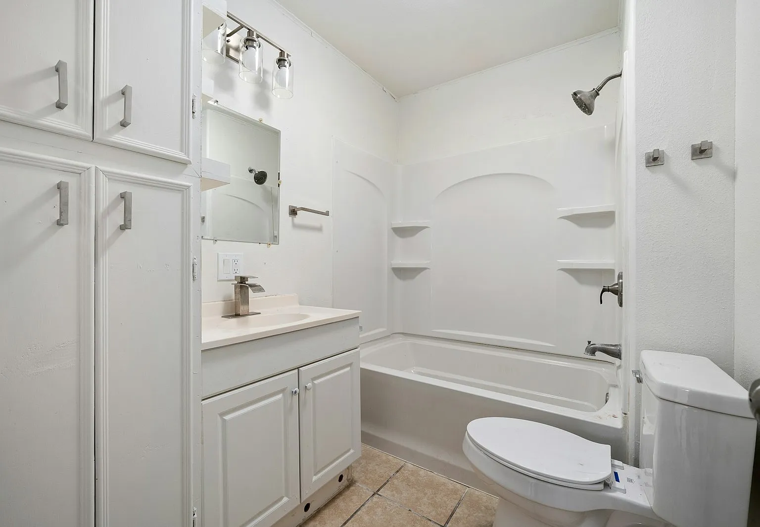 215 S 11th Street, Unit 2 — Photo 2