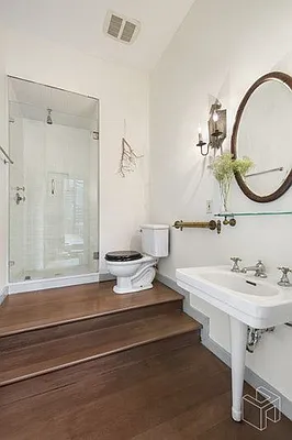 Rented by Halstead Real Estate | media 6