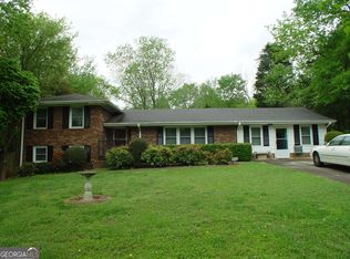 110 Green Acre Ln, Cartersville, GA 30121