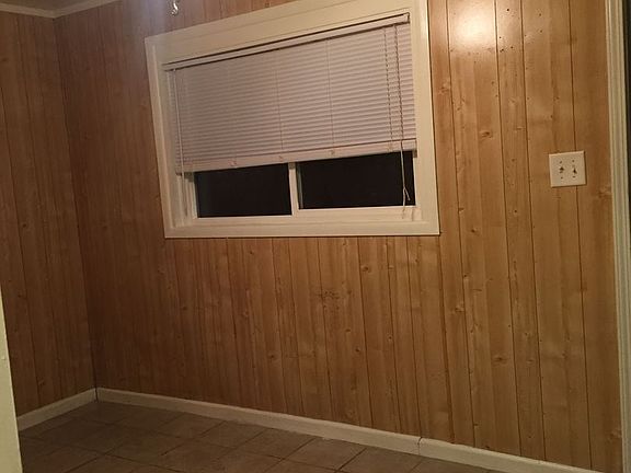 5th image of 903 State Ave APT 5