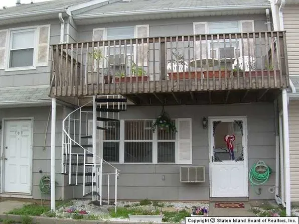 191 Quintard St, Staten Island, NY 10305