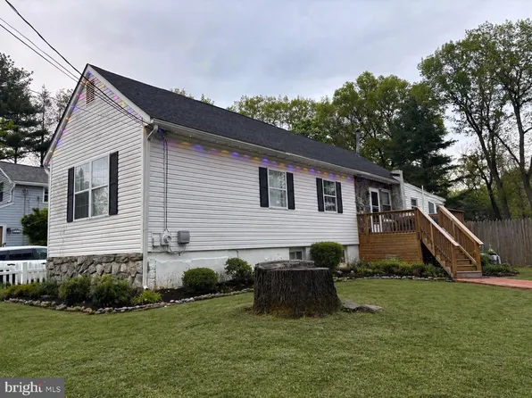 70 W 2nd Ave, Pine Hill, NJ 08021