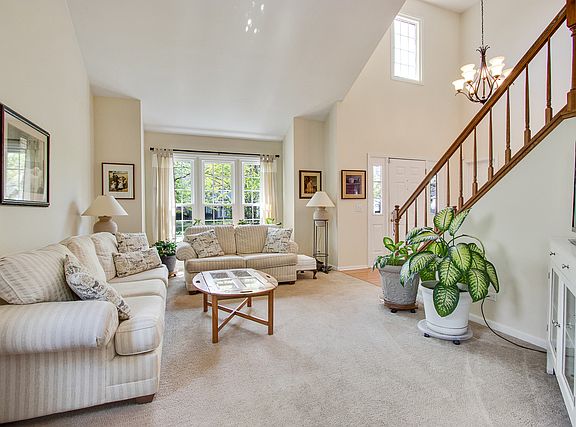 5th image of 1001 Inglewood Ln